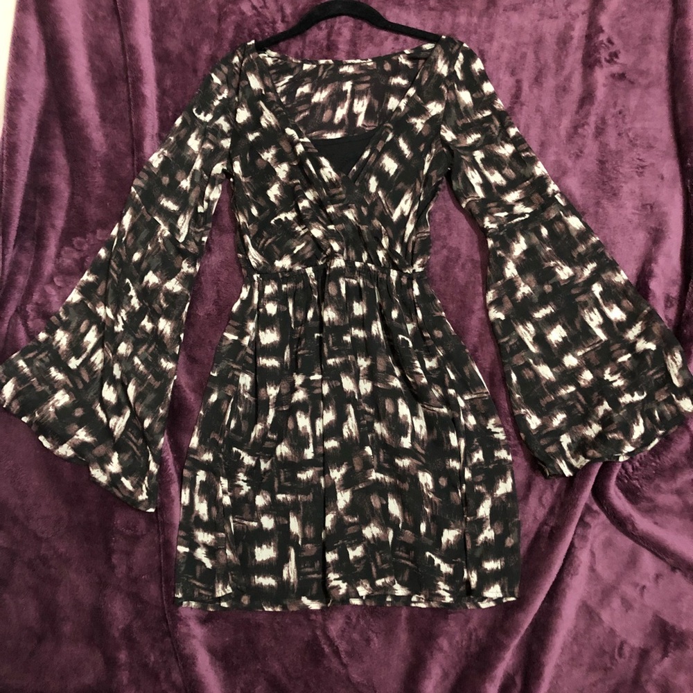 Abercrombie & Fitch Tunic Dress w/ Flared Sleeves